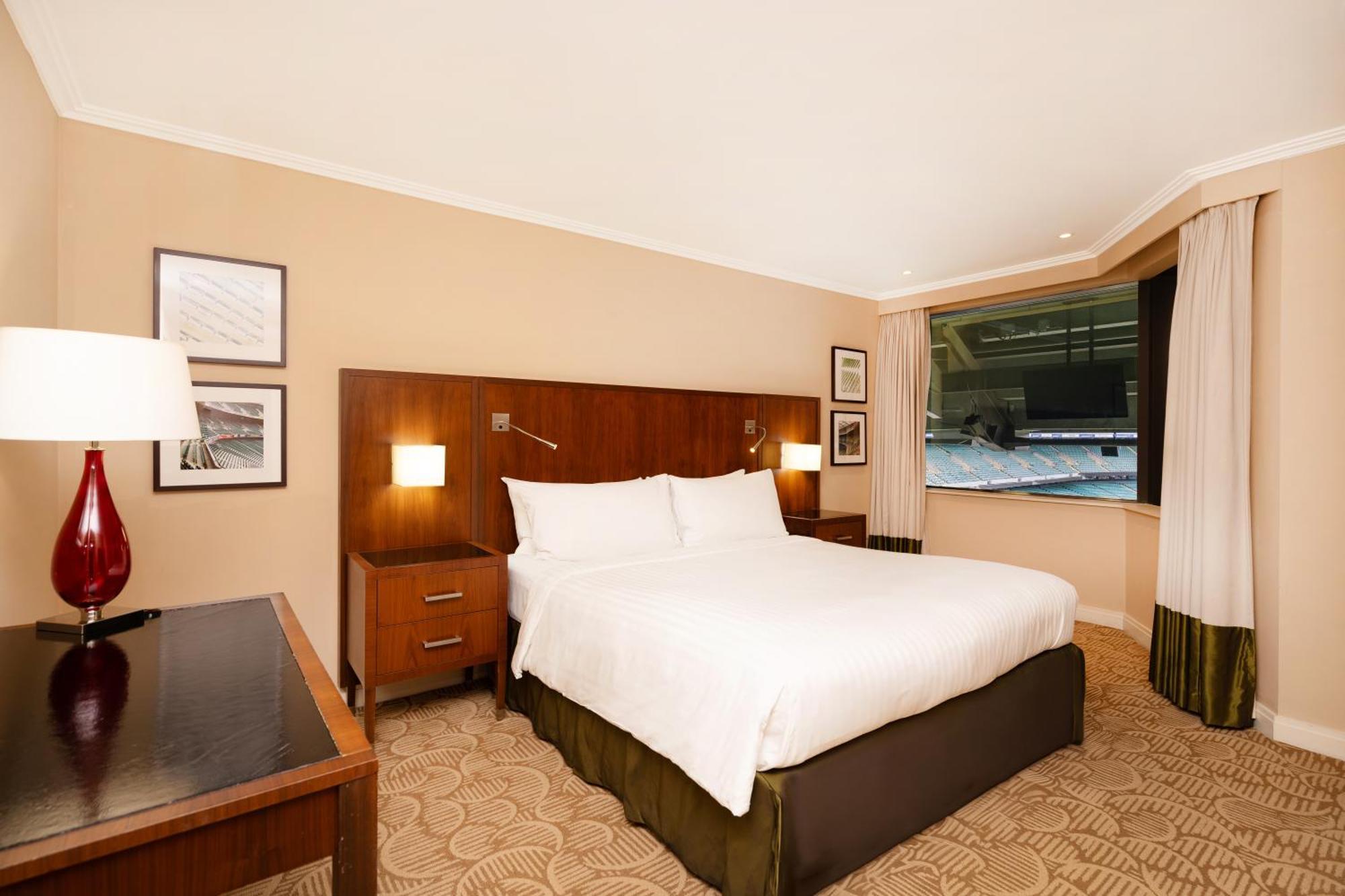 London Twickenham Stadium Hotel, A Member Of Radisson Individuals Exteriör bild