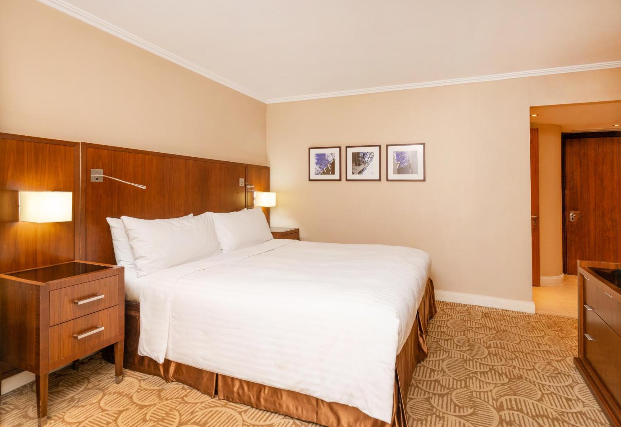 London Twickenham Stadium Hotel, A Member Of Radisson Individuals Exteriör bild