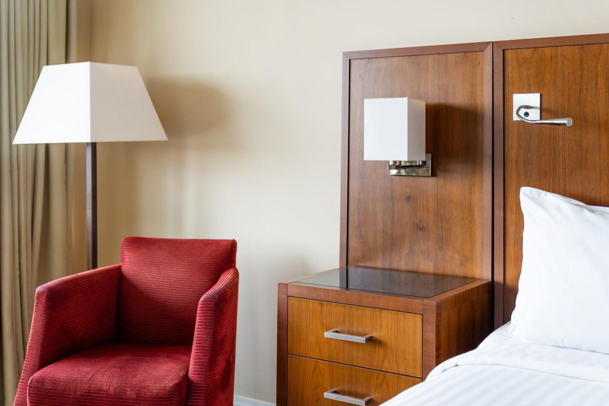 London Twickenham Stadium Hotel, A Member Of Radisson Individuals Exteriör bild