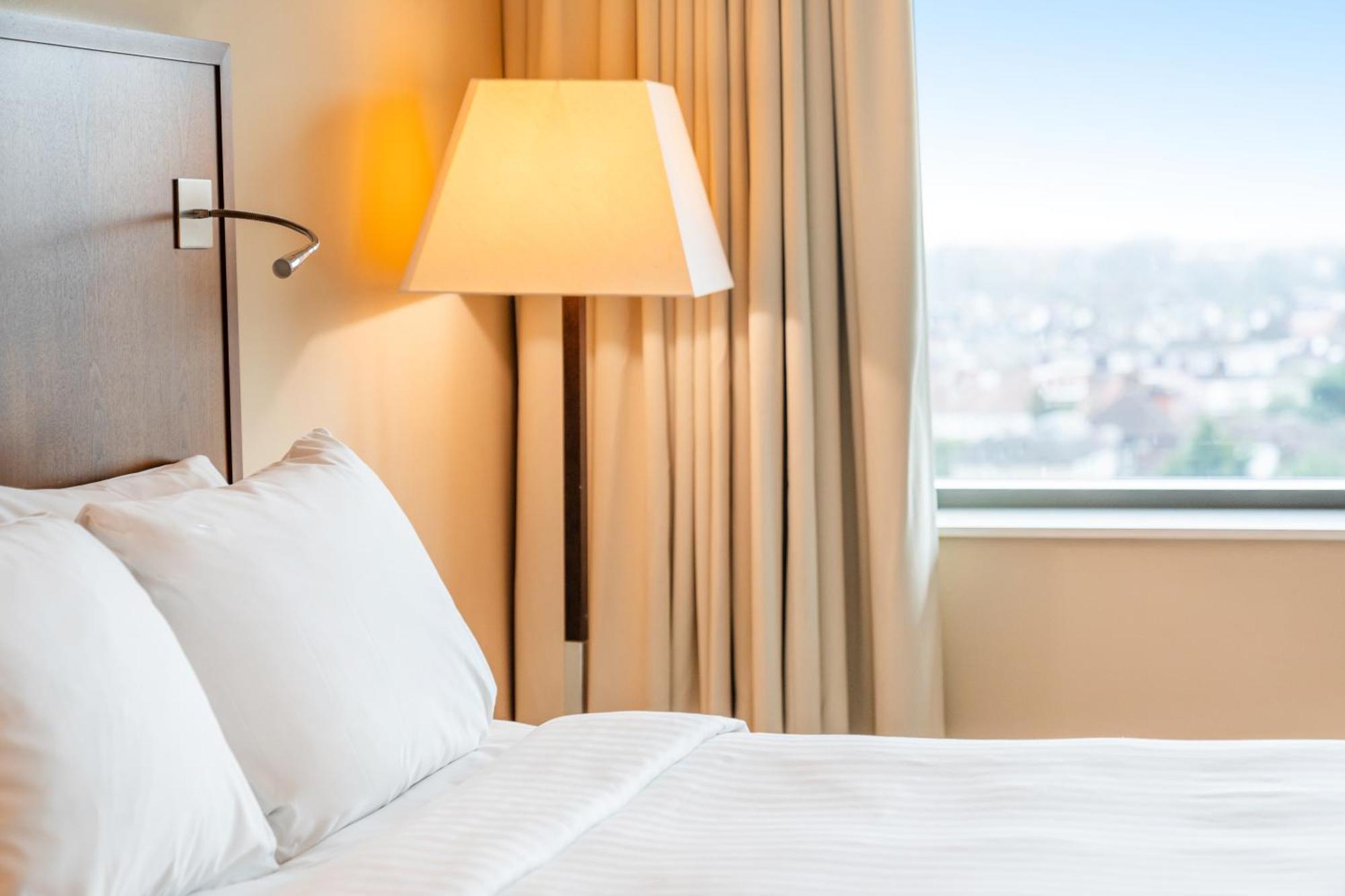 London Twickenham Stadium Hotel, A Member Of Radisson Individuals Exteriör bild